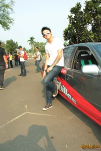 Foto Vicky Nitinegoro