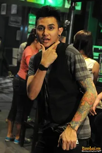 Foto Vicky Nitinegoro