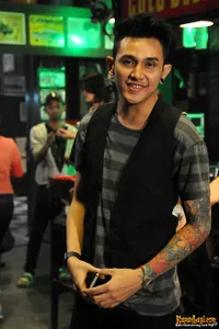 Foto Vicky Nitinegoro