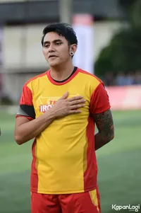 Foto Vicky Nitinegoro