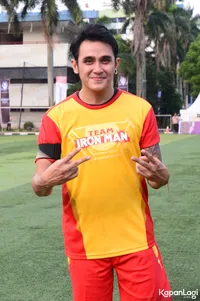 Foto Vicky Nitinegoro