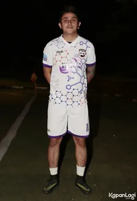 Foto Vicky Nitinegoro