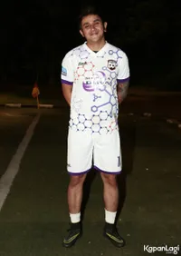 Foto Vicky Nitinegoro