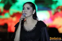 Foto Vina Panduwinata