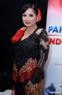 Foto Vina Panduwinata