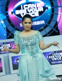 Foto Vina Panduwinata