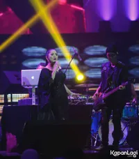 Foto Vina Panduwinata