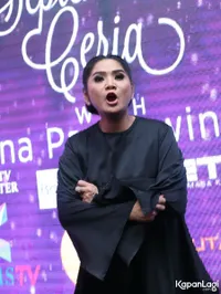 Foto Vina Panduwinata