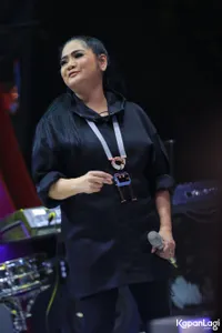 Foto Vina Panduwinata