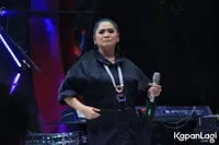 Foto Vina Panduwinata