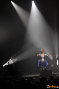 Foto Vina Panduwinata