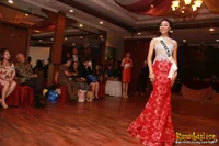 Foto Whulandary Herman