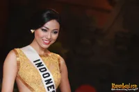 Foto Whulandary Herman