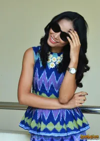 Foto Whulandary Herman