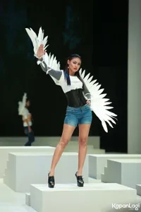 Foto Whulandary Herman