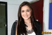 Foto Yasmine Wildblood