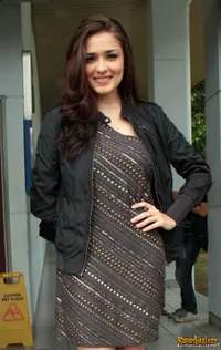 Foto Yasmine Wildblood