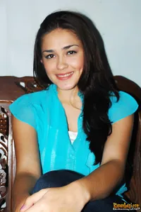 Foto Yasmine Wildblood