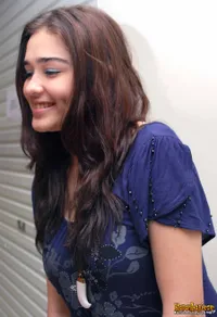 Foto Yasmine Wildblood