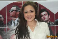 Foto Yasmine Wildblood