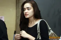 Foto Yasmine Wildblood