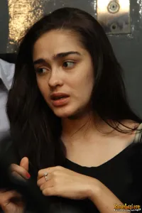 Foto Yasmine Wildblood