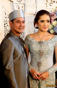 Foto Yasmine Wildblood