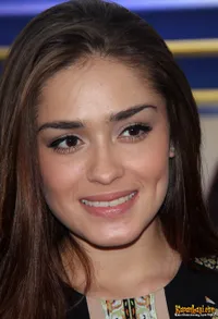 Foto Yasmine Wildblood