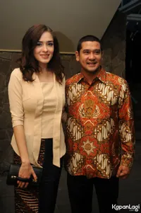 Foto Yasmine Wildblood