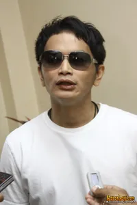 Foto Yosi Project Pop