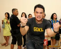 Foto Yosi Project Pop