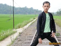 Foto Yton Club Eighties