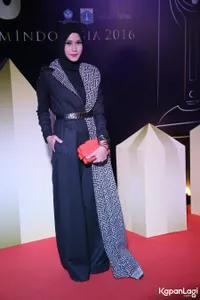 Foto Zaskia Adya Mecca