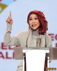 Foto Zaskia Adya Mecca