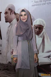 Foto Zaskia Adya Mecca