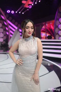 Foto Zaskia Gotik