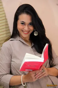 Foto Zoya Amirin