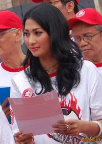 Foto Zukhriatul Hafidzah