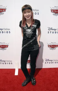 Foto Allisyn Ashley Arm