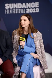 Foto Angela Sarafyan