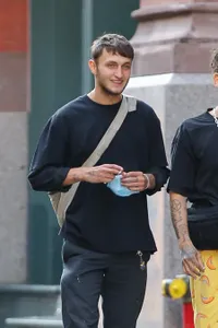 Foto Anwar Hadid