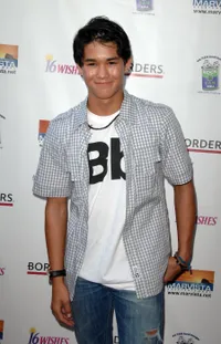 Foto Boo Boo Stewart