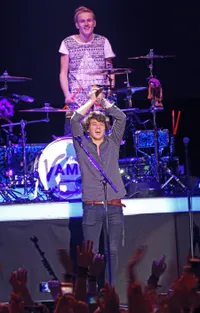 Foto Brad Simpson The Vamps