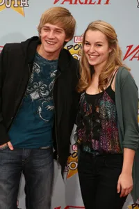 Foto Bridgit Mendler