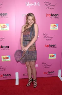 Foto Bridgit Mendler