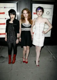 Foto Care Bears On Fire