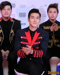 Foto Choi Siwon