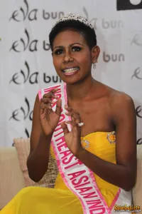 Foto Christy Anggeline