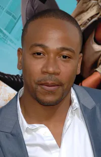 Foto Columbus Short