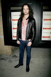 Foto Constantine James Maroulis